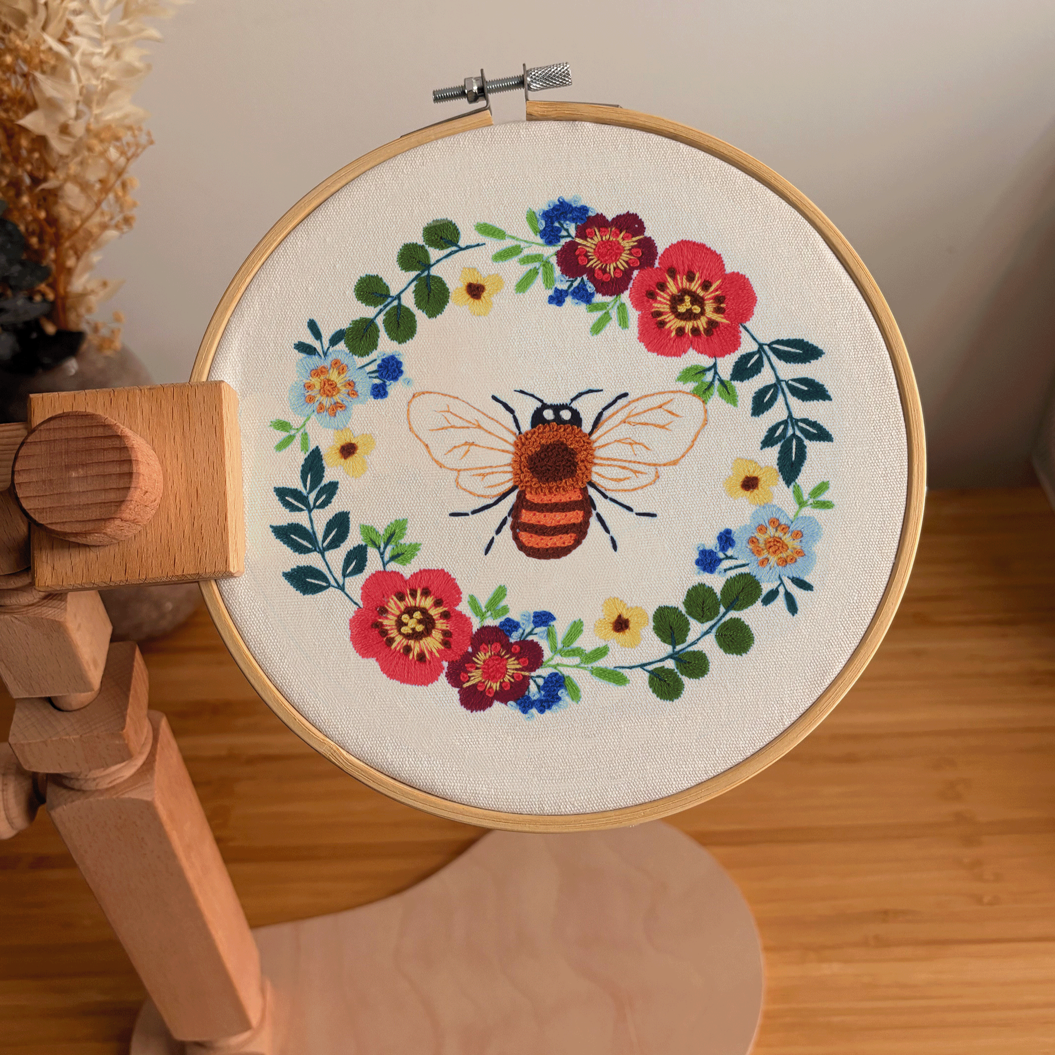 Buzzy the Bee - Embroidery Kit