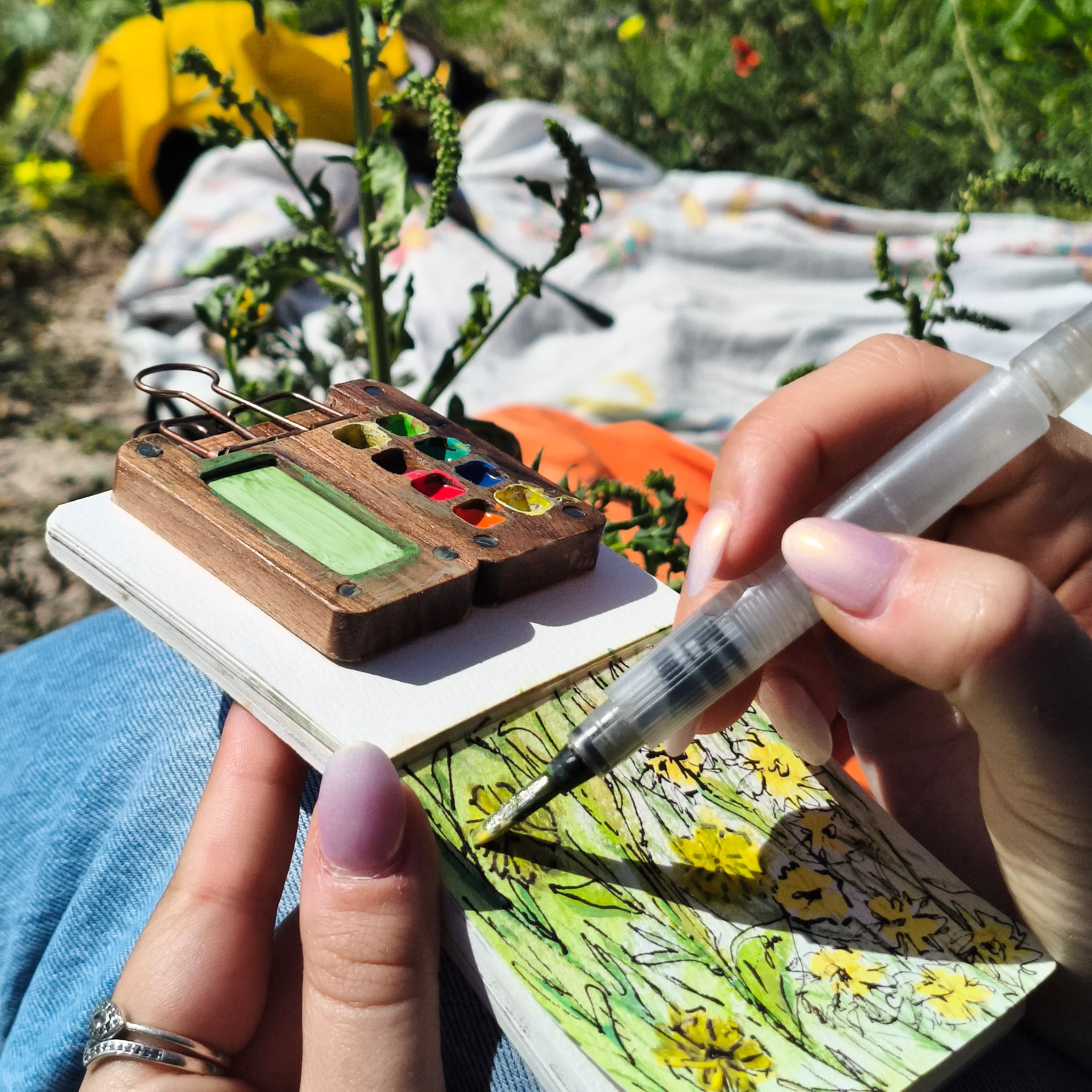 Mini Watercolor Paint Set